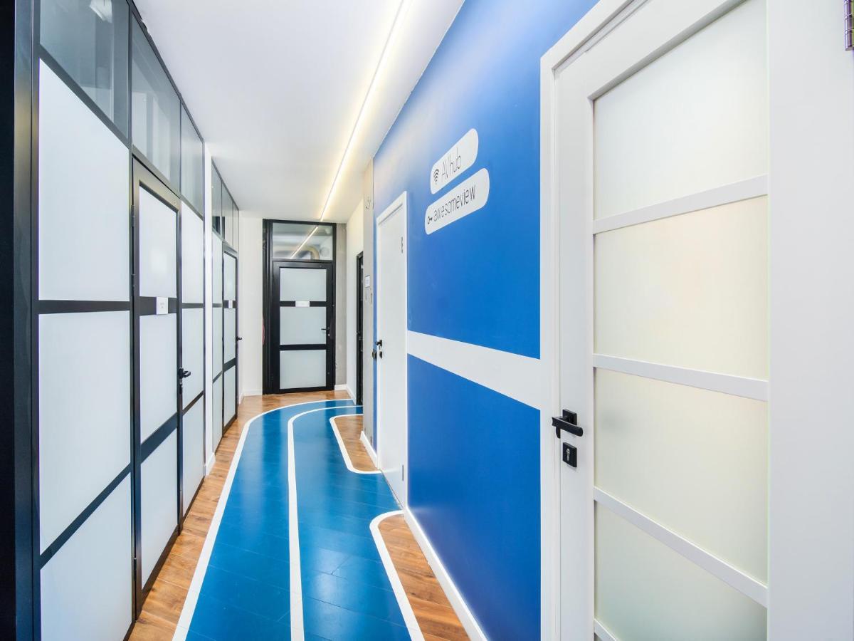 Av-1 Capsule Hotel Kiev Exterior foto